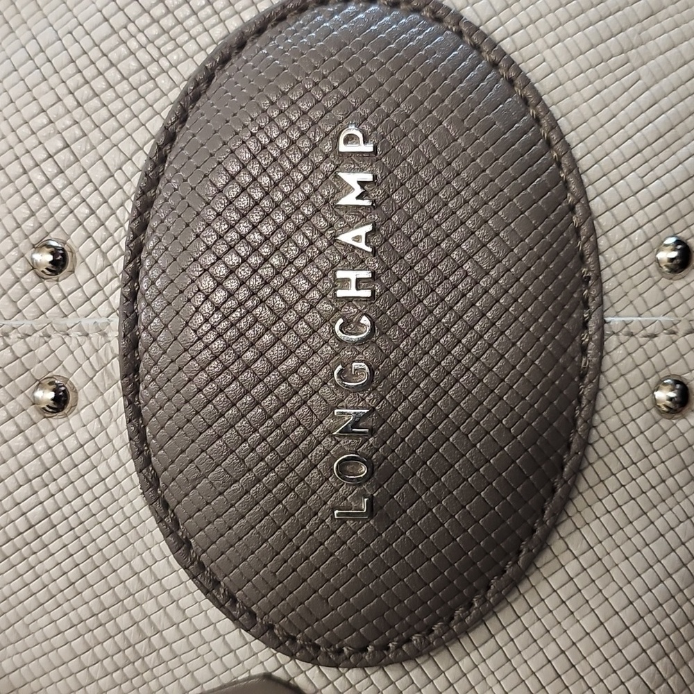 Longchamp Weekend Bag - Picture 4 of 16